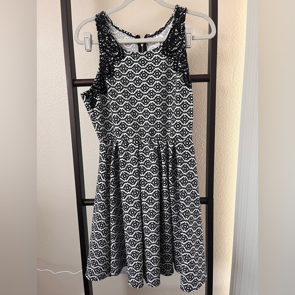 Xhilaration Black and White Patterned Fit-and-Flare Dress